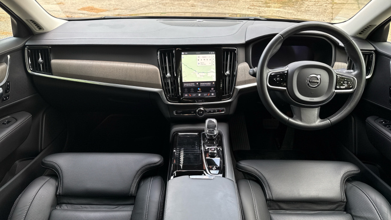 Volvo S90 2.0 T8 Recharge PHEV Inscription 4dr AWD Auto Saloon
